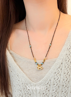 七与 秋趣木马 马上有钱项链复古轻奢新中式沙金小马长款毛衣链