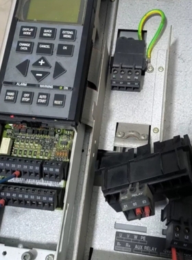 丹佛斯变频器，VLT6006HT4C20STR3DLF00A 议价