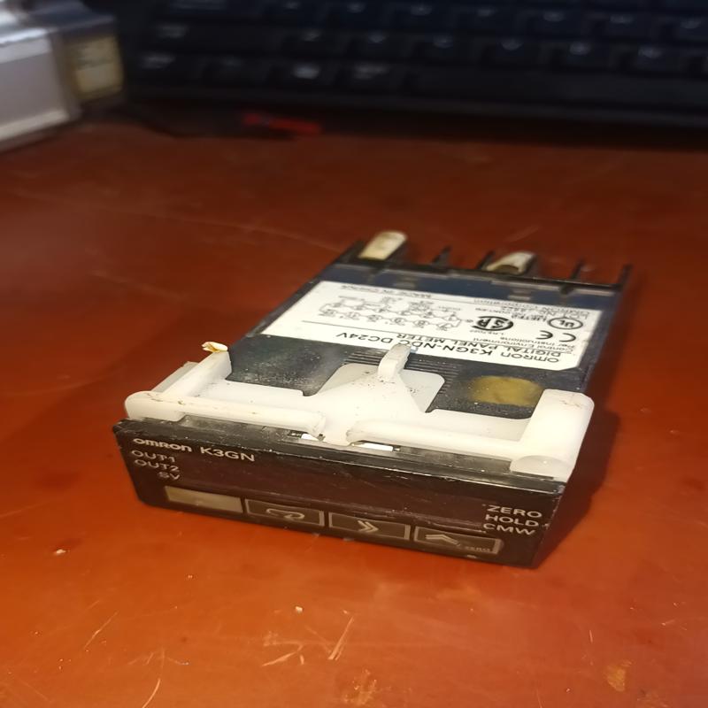 K3GN-NDC DC24V多功能数字面板表，拆开二(议价）