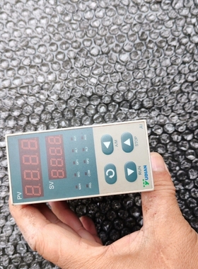 宇电ai518温控表，成色如图实物拍摄，功能完好。E9-1 议价