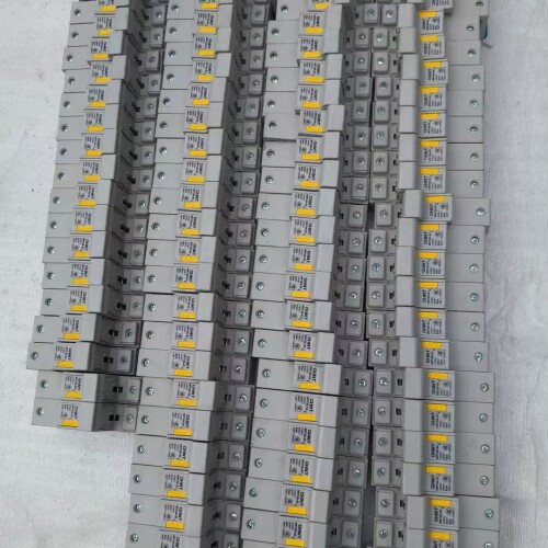 正泰熔断器底座NRT28-63，63A，500V，陶瓷保险， 议价