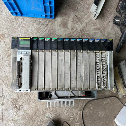 施耐德140CPU65150拆机1个(议价）