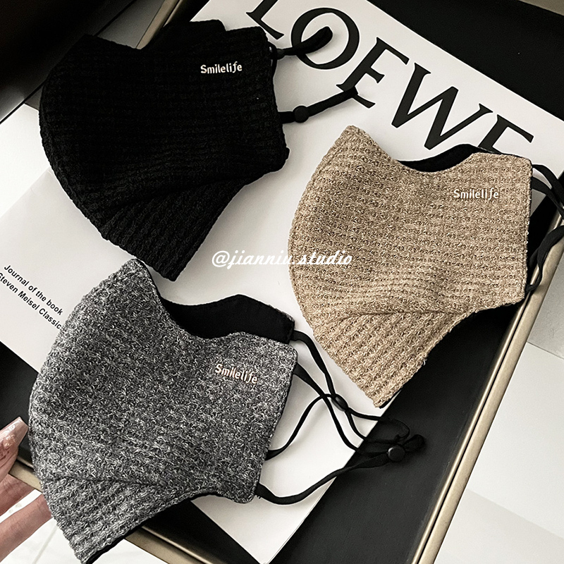 2025秋冬新款保暖口罩女高颜值简约时尚显脸小护眼角防风防寒面罩