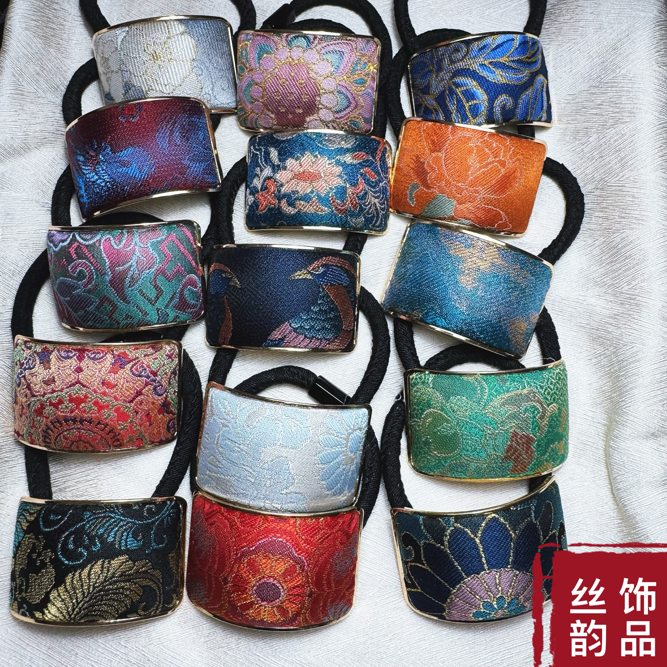 -原创名家新中式国风宋锦织金马尾扣手工制作发饰头饰