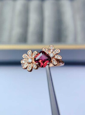 新款天然石榴石戒指925银镶嵌女时尚轻奢饰品送女友新年礼物