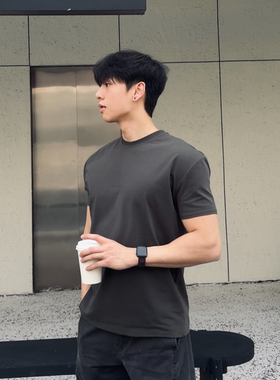 BeeStrong纯色短袖运动T恤