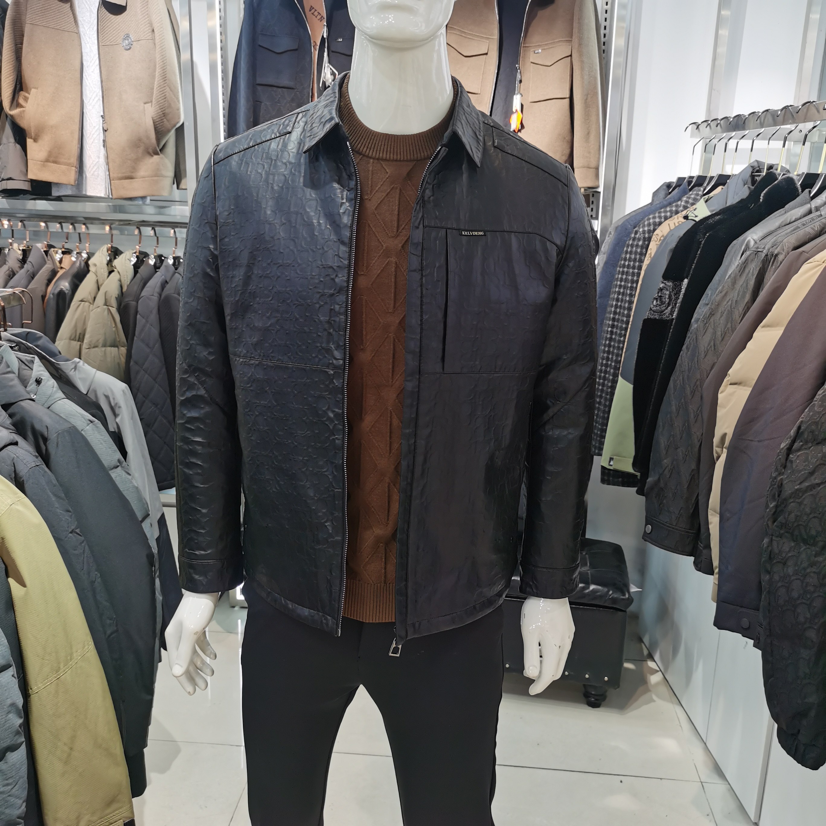 高端品牌皮衣外套羽绒服冬季2025新款宽松翻领商务男士机车皮夹克