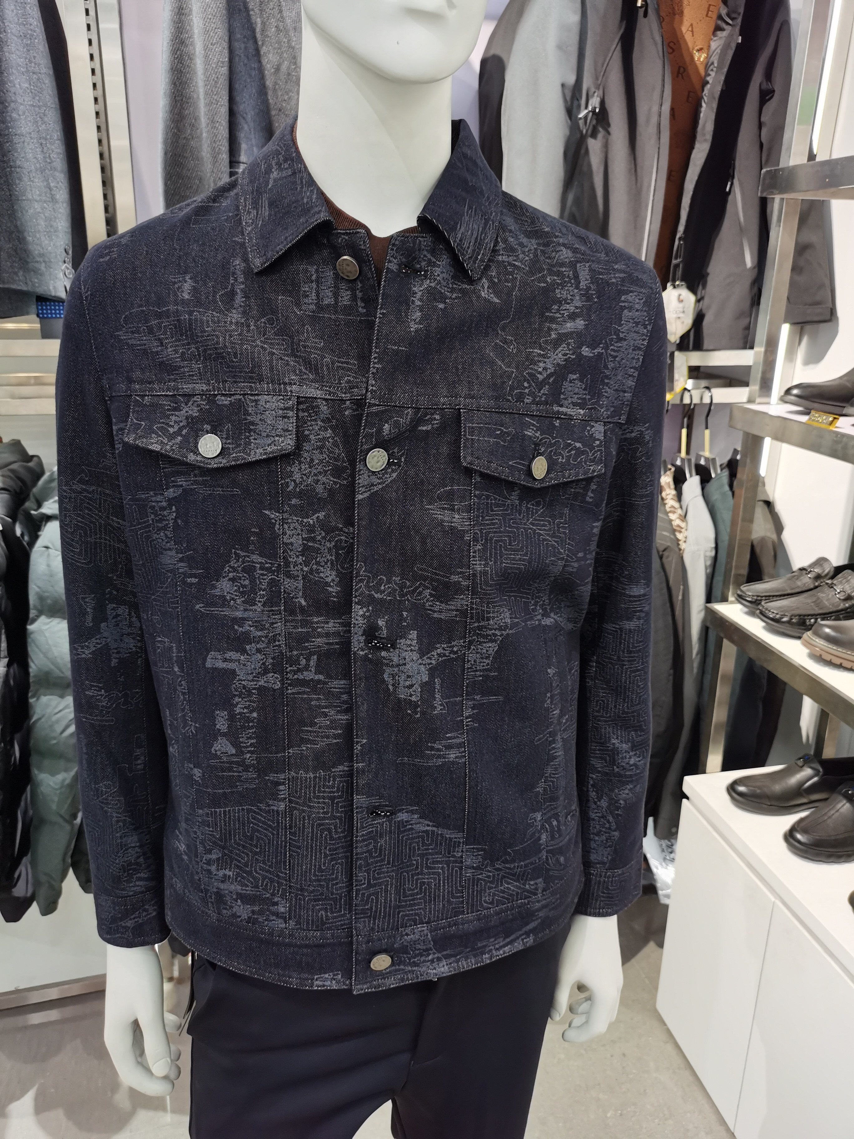 高端品牌春秋季男士翻领印花牛仔夹克时尚潮流帅气牛仔外套上衣男