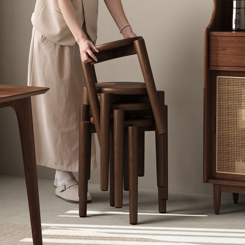 三梦实木凳子可叠放圆凳备用餐凳