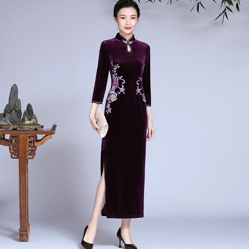 Purple lightweight elite cheongsam, retro velvet demi-season down jacket Purple lightweight elite cheongsam, retro velvet demi-season down jacket
