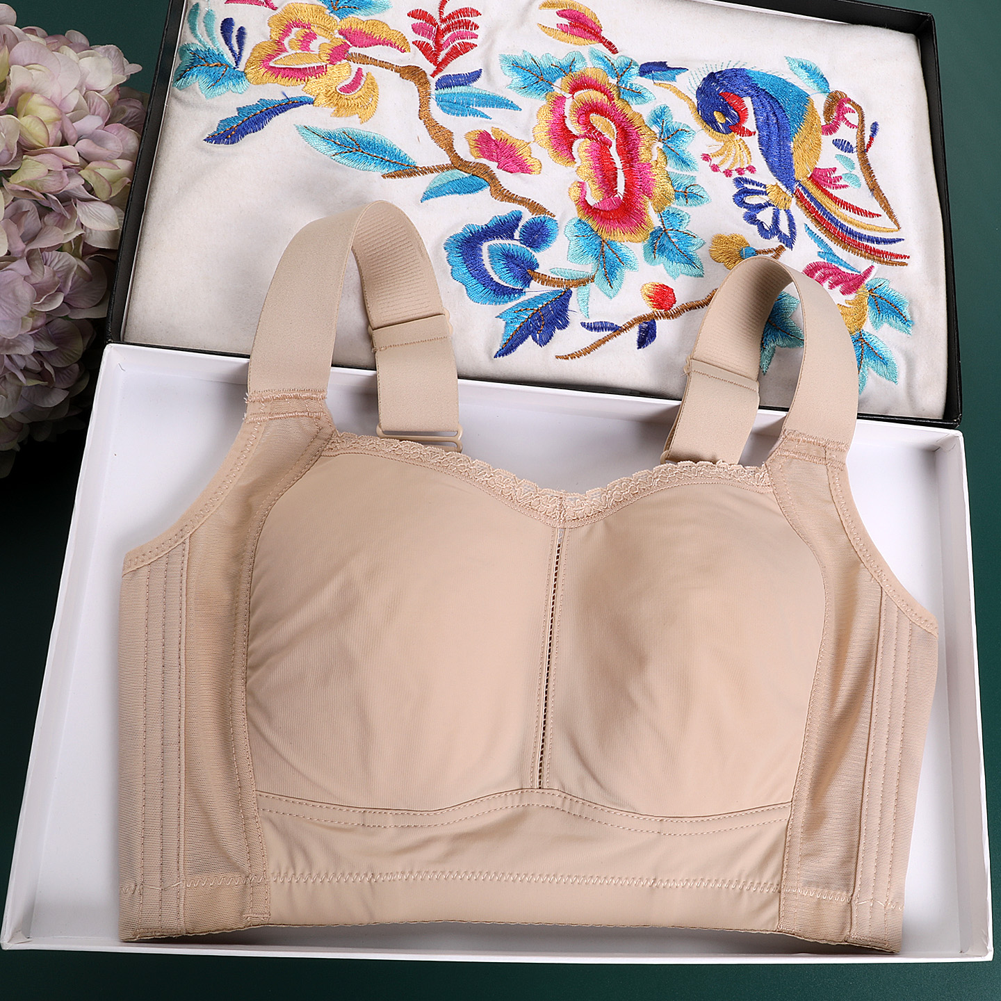 光面无痕调整型全罩杯薄款文胸罩