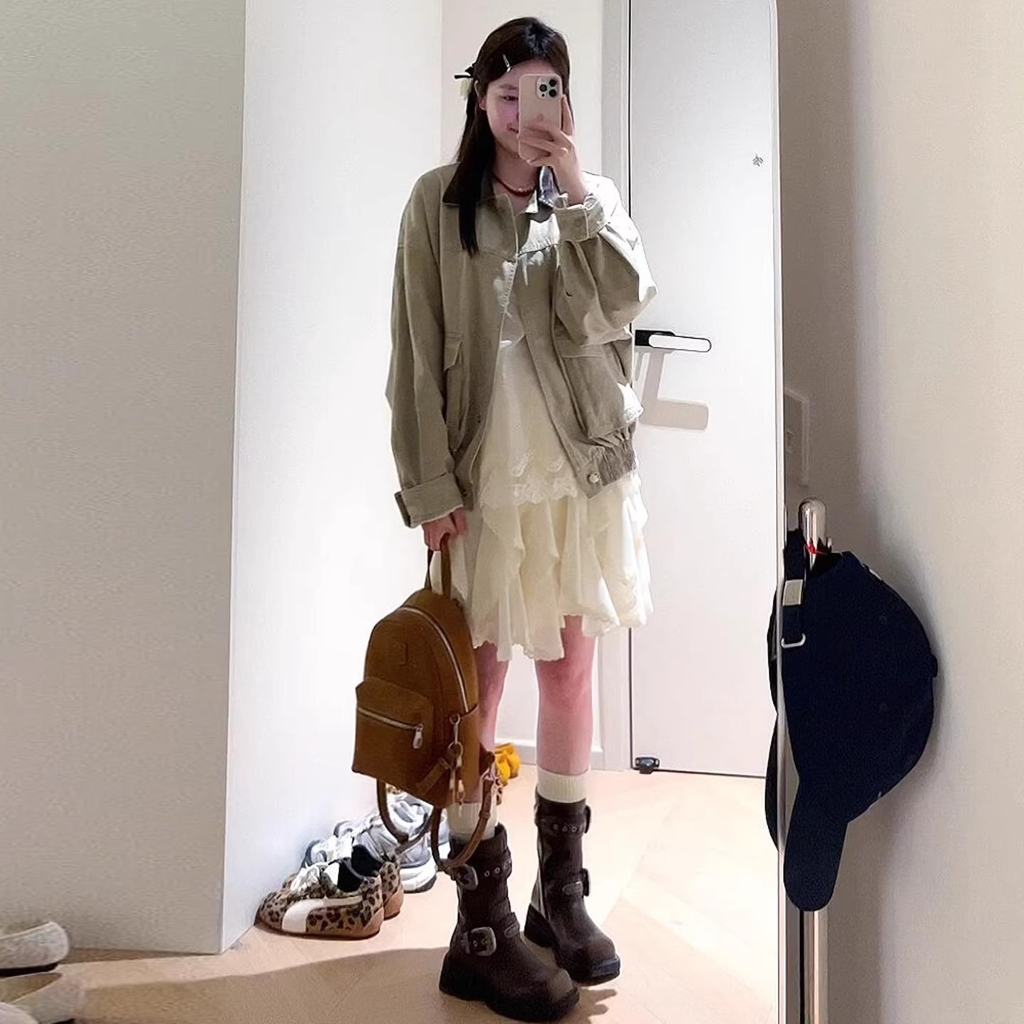 白色温柔风蛋糕短裙女夏季薄款