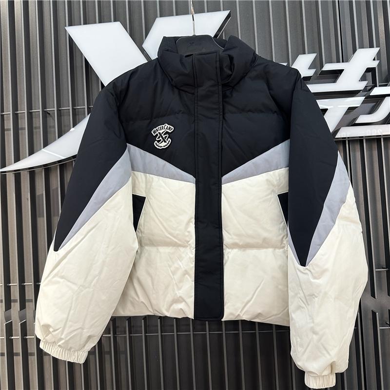特步未来构想女士羽绒服2024冬季新款保暖棉衣外套976428190288