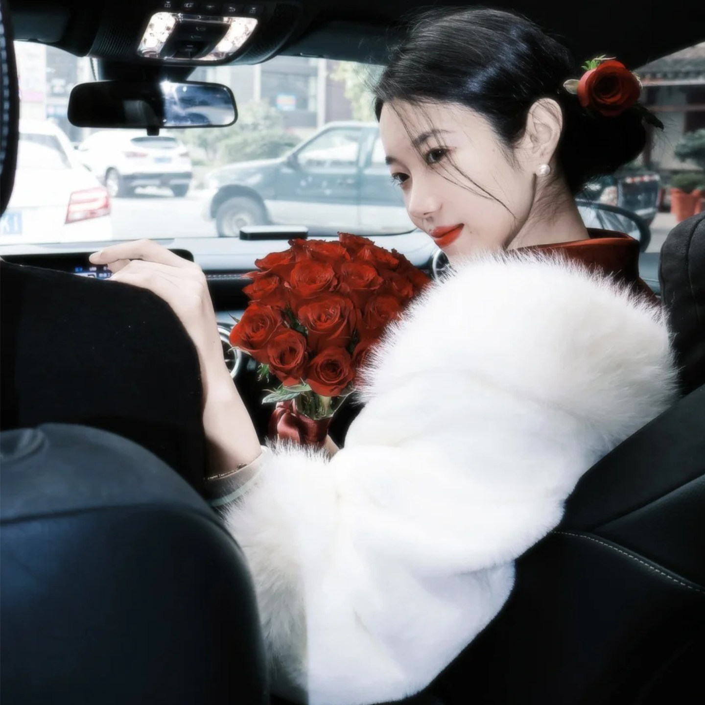 婚纱礼服毛绒披肩婚礼新娘旗袍结婚白色披风外套斗篷毛毛订婚外搭,服饰配件/皮带/帽子/围巾,围巾/丝巾/披肩,淘宝优惠券,粉丝福利购,淘宝优惠卷