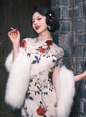 婚纱礼服女毛绒披肩婚礼新娘旗袍结婚白色老上海拍照道具毛毛外搭