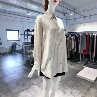 衬衫 欧美风条纹纽扣翻领女装 TOTEME 699 L穿