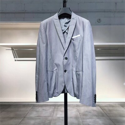 S-M穿 GREY DANIELE ALESSANDRINI 男款灰色条纹西服 710