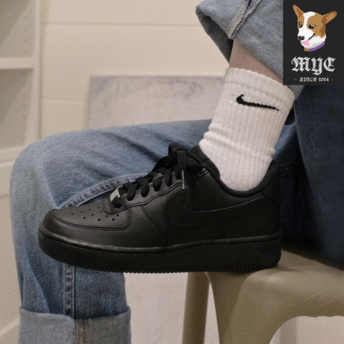 Nike/耐克纯黑空军一号男女板鞋