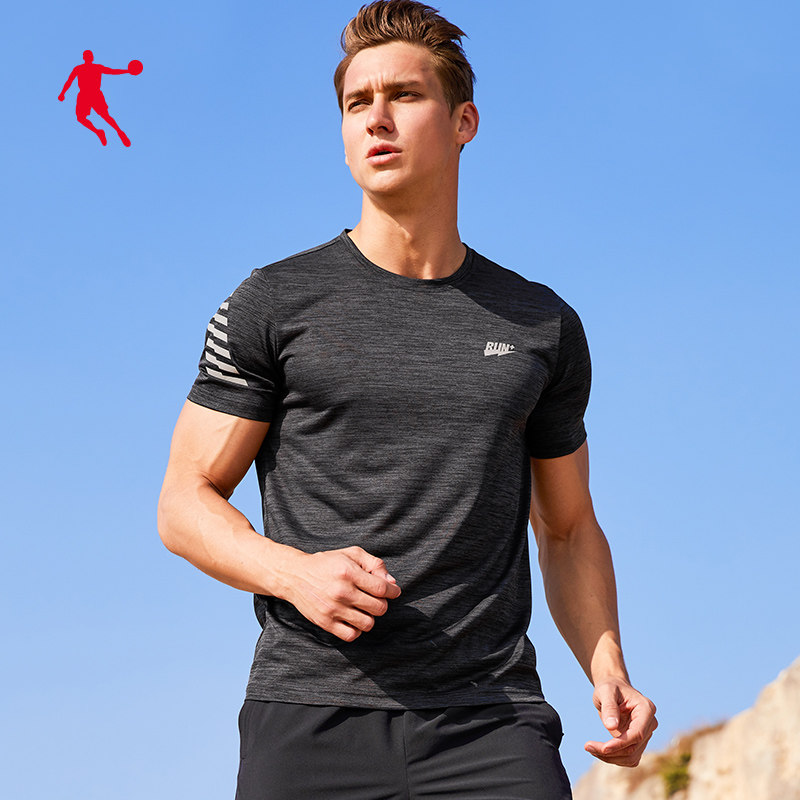 乔丹男装短袖t恤男2026新款运动上衣春季春装男士圆领跑步短t衣服