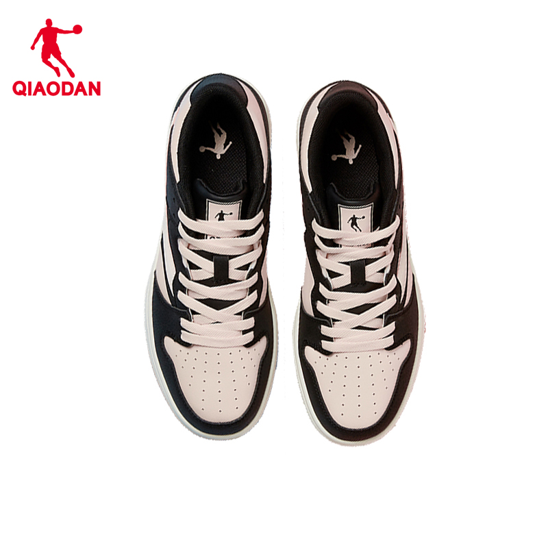 乔丹拼接女低帮2024板鞋
