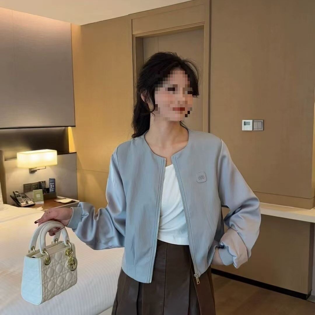 2026早春新款拼接皮衣短外套女