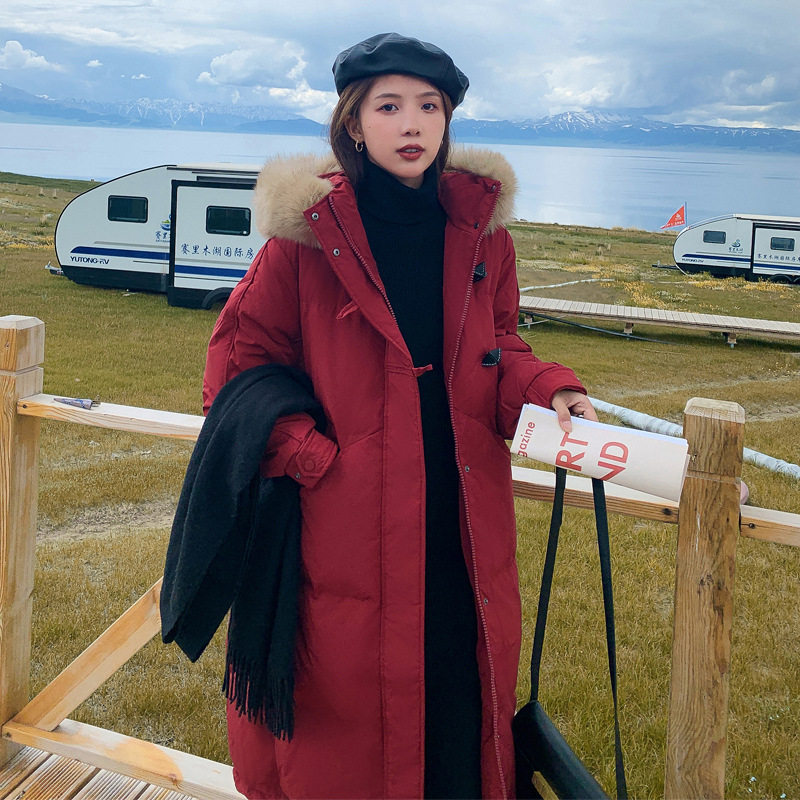 今年流行红色羽绒棉服女