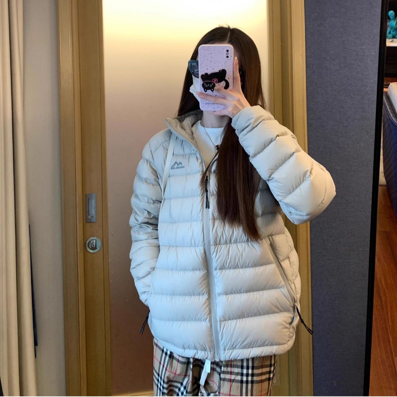 浅灰排骨羽绒服男女轻薄保暖