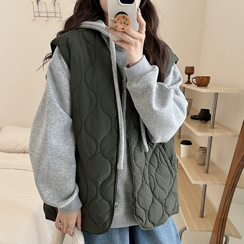 秋冬复古菱格宽松棉服马甲女款