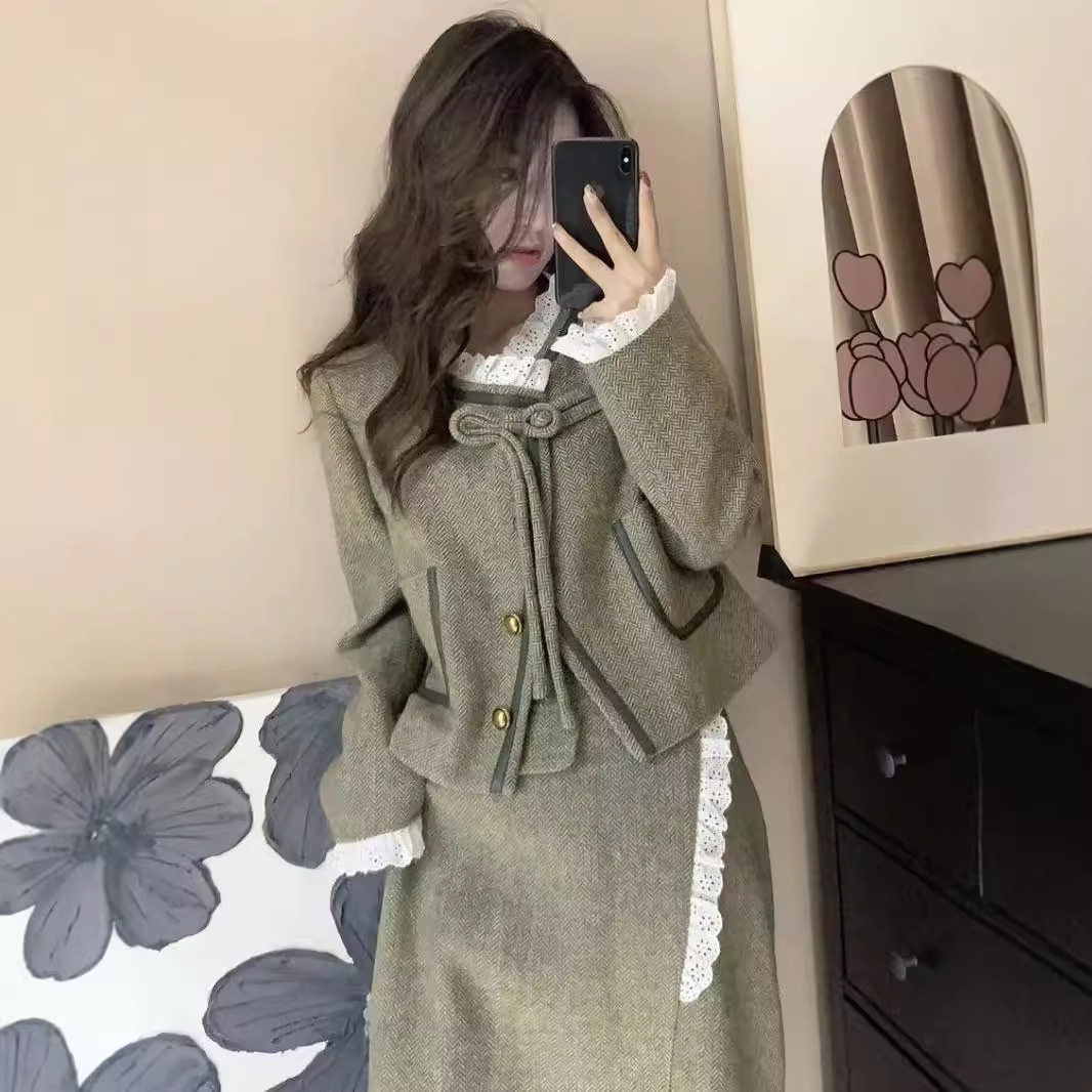 小香风秋冬呢子短外套半裙两件套