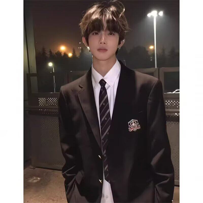 日系复古dk制服男徽章黑色西装外套男高级感学院风休闲百搭西服