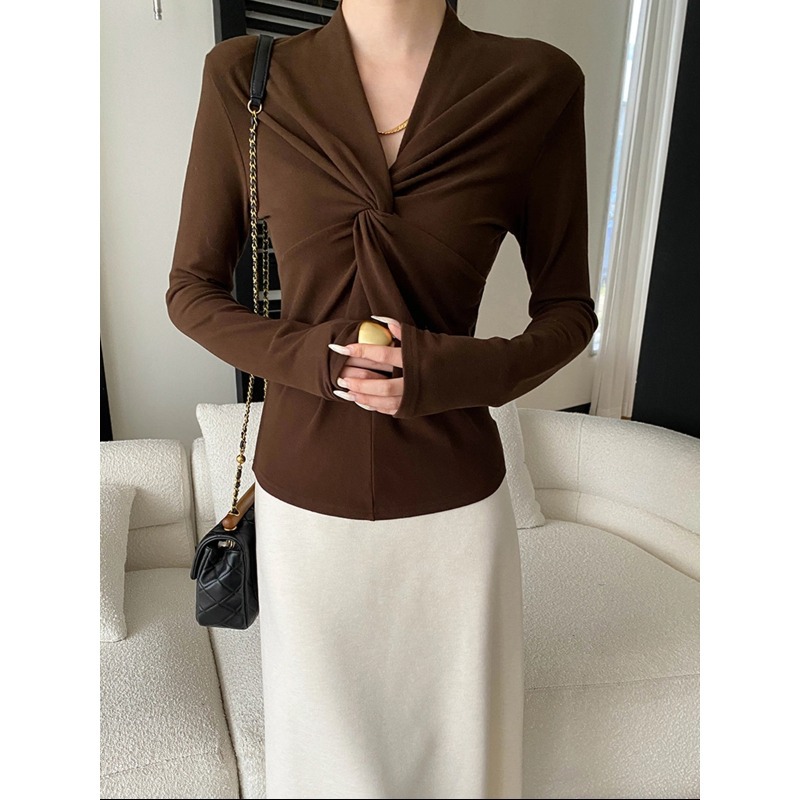 丽光高阶调性 法式气质V领扭结修身显瘦打底衫长袖T恤 SN8443