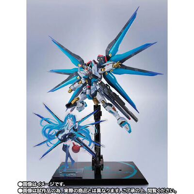 万代MR魂强袭自由二式初音未来