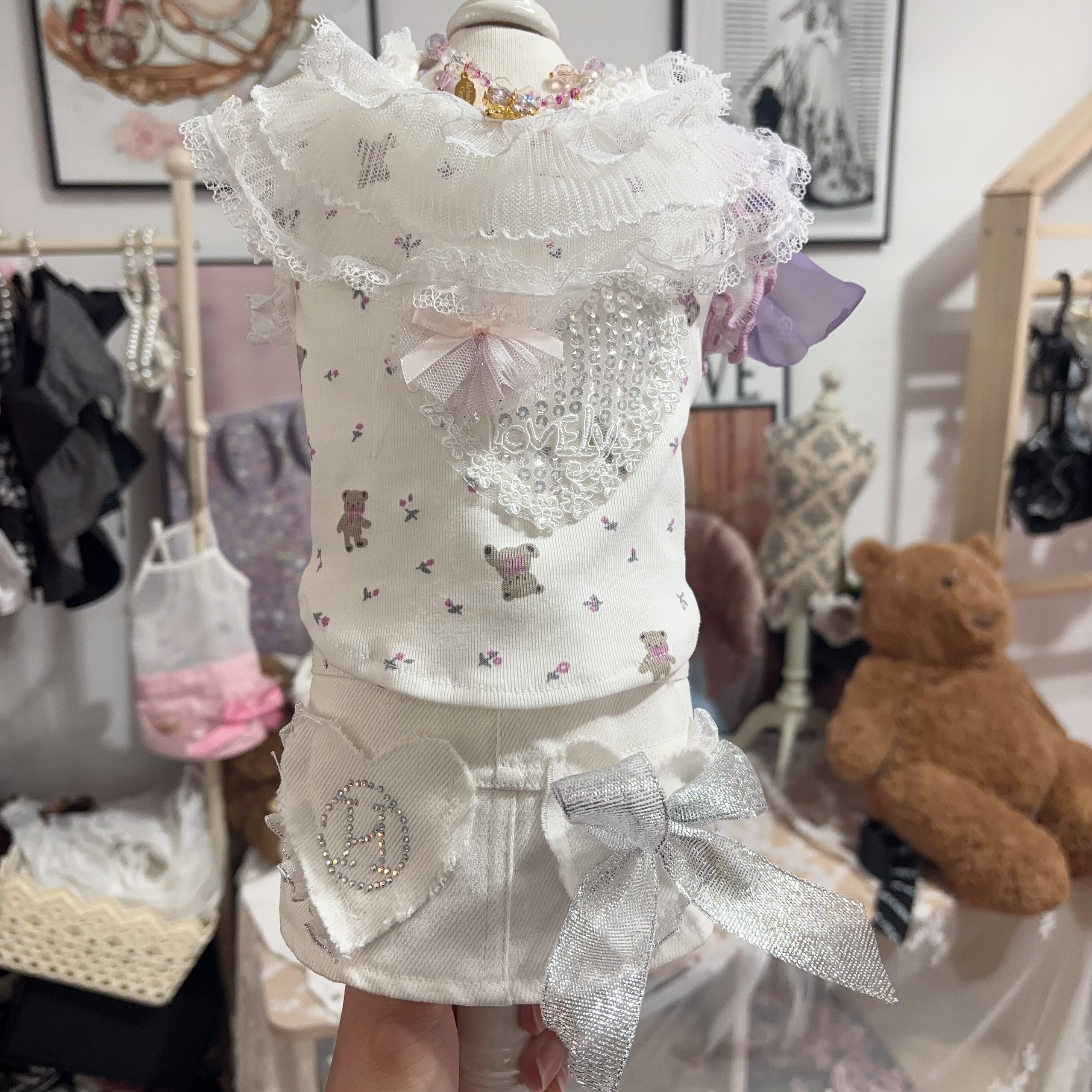 春夏小熊蕾丝烫钻背带裙两件套