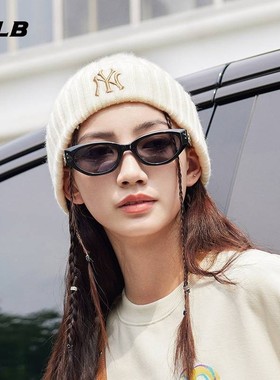 韩国MLB 女士25新款保暖含羊毛时尚毛球翻檐针织帽毛线帽3ABNB15