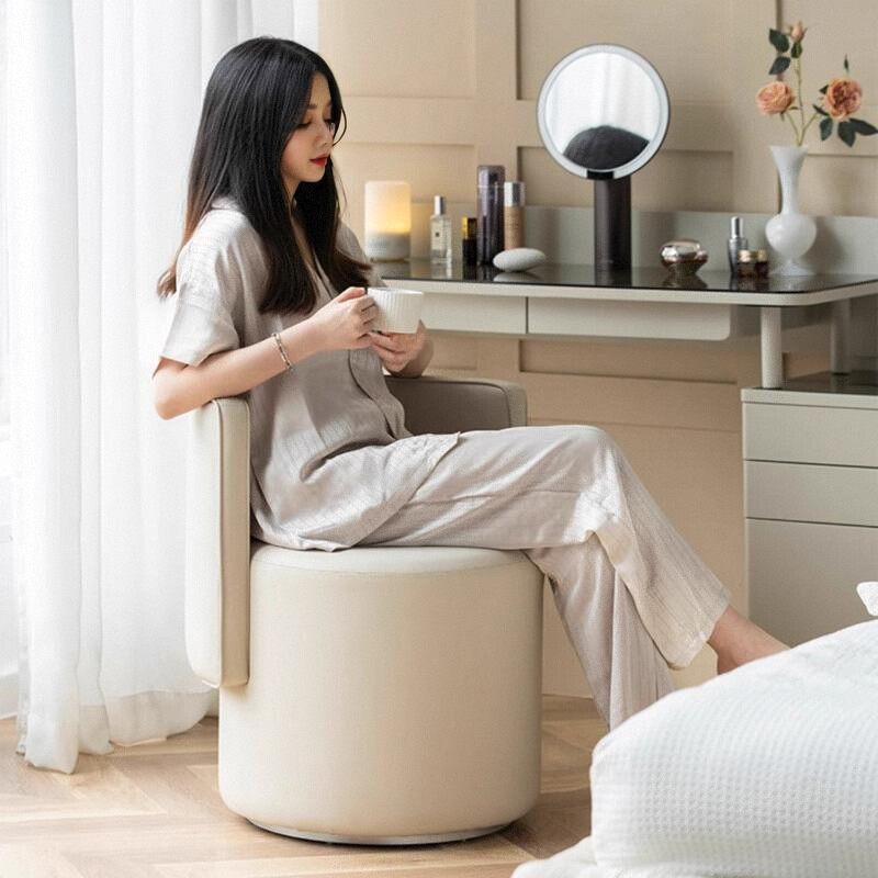 方北欧网红高级化妆椅卧室轻奢化妆凳可旋转餐椅梳妆台凳子