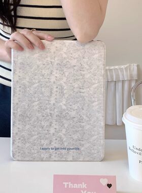 简约英文花纹适用苹果ipad10代平板保护套ipadair6旋转mini6/air5/air3防摔ipadpro2024时尚ipad8个性亚克力