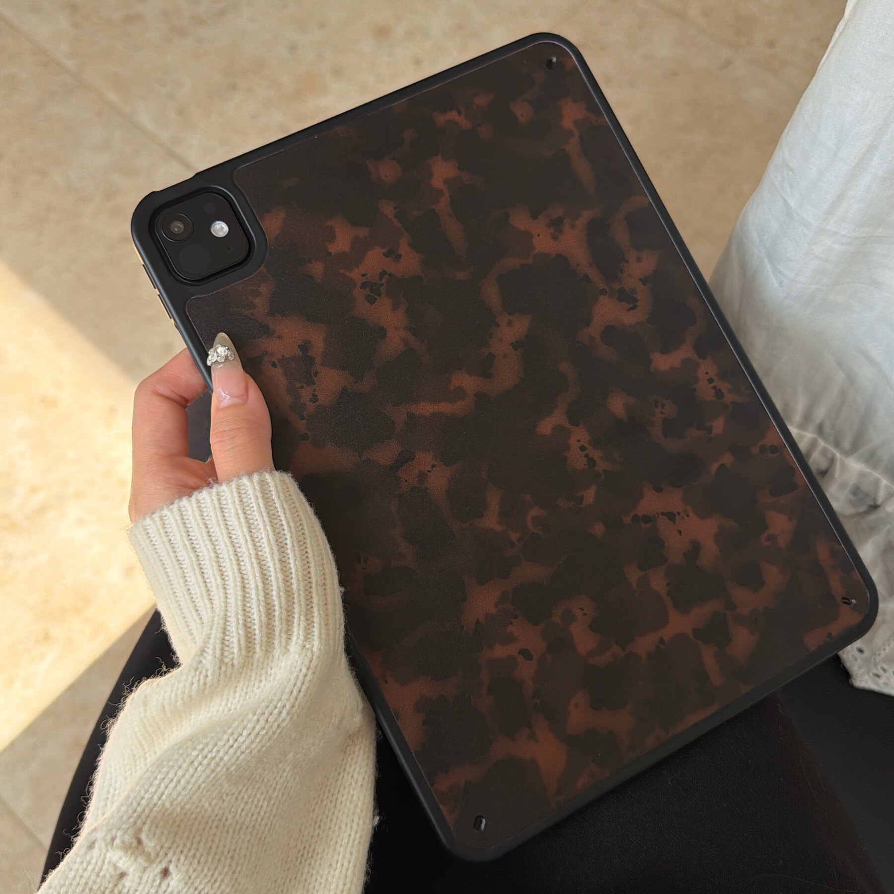 黑棕玳瑁纹适用苹果ipad10代平板保护套ipadair6/air7肤感mini6/air5/mini7防摔ipadpro时尚ipad11硬壳A16