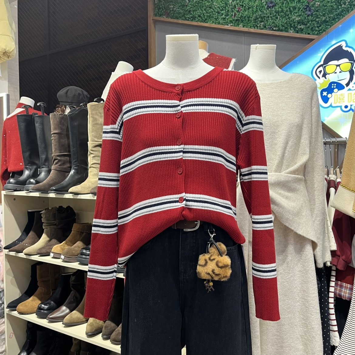 暖fufu2025复古撞色条纹针织开衫女秋冬设计感圆领毛衣外套上衣