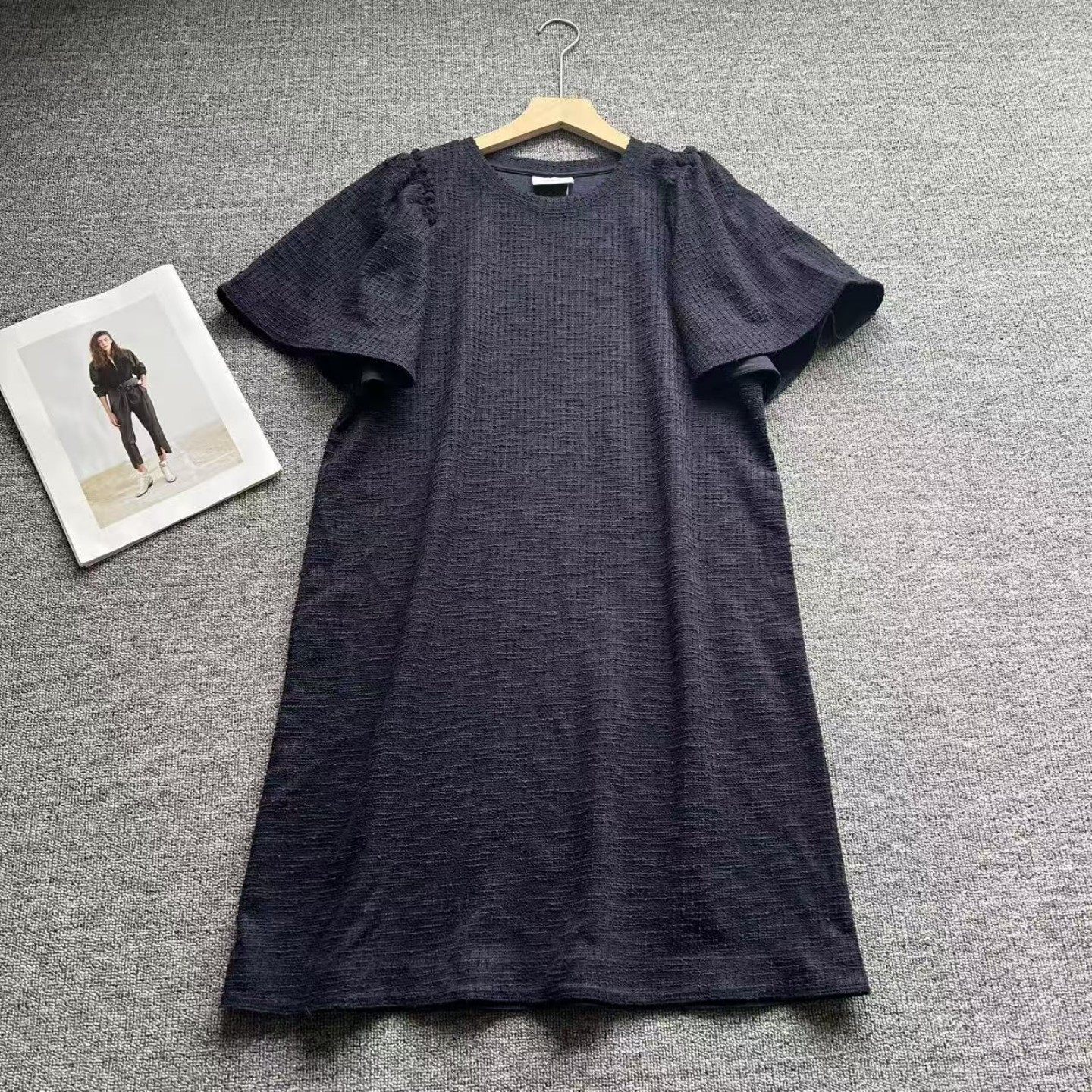 高品质外贸大码女装连衣裙女早春泡泡袖显瘦优雅气质中长款裙子