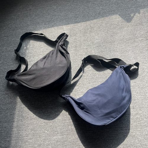 休闲简约尼龙大容量斜挎胸包