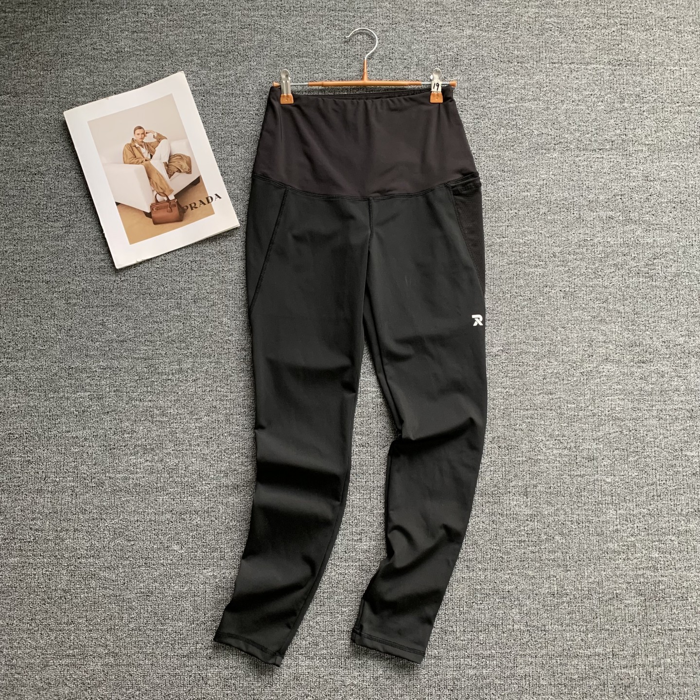 小码女装健身运动瑜伽裤女秋季新款高腰速干提臀弹力运动跑步裤子