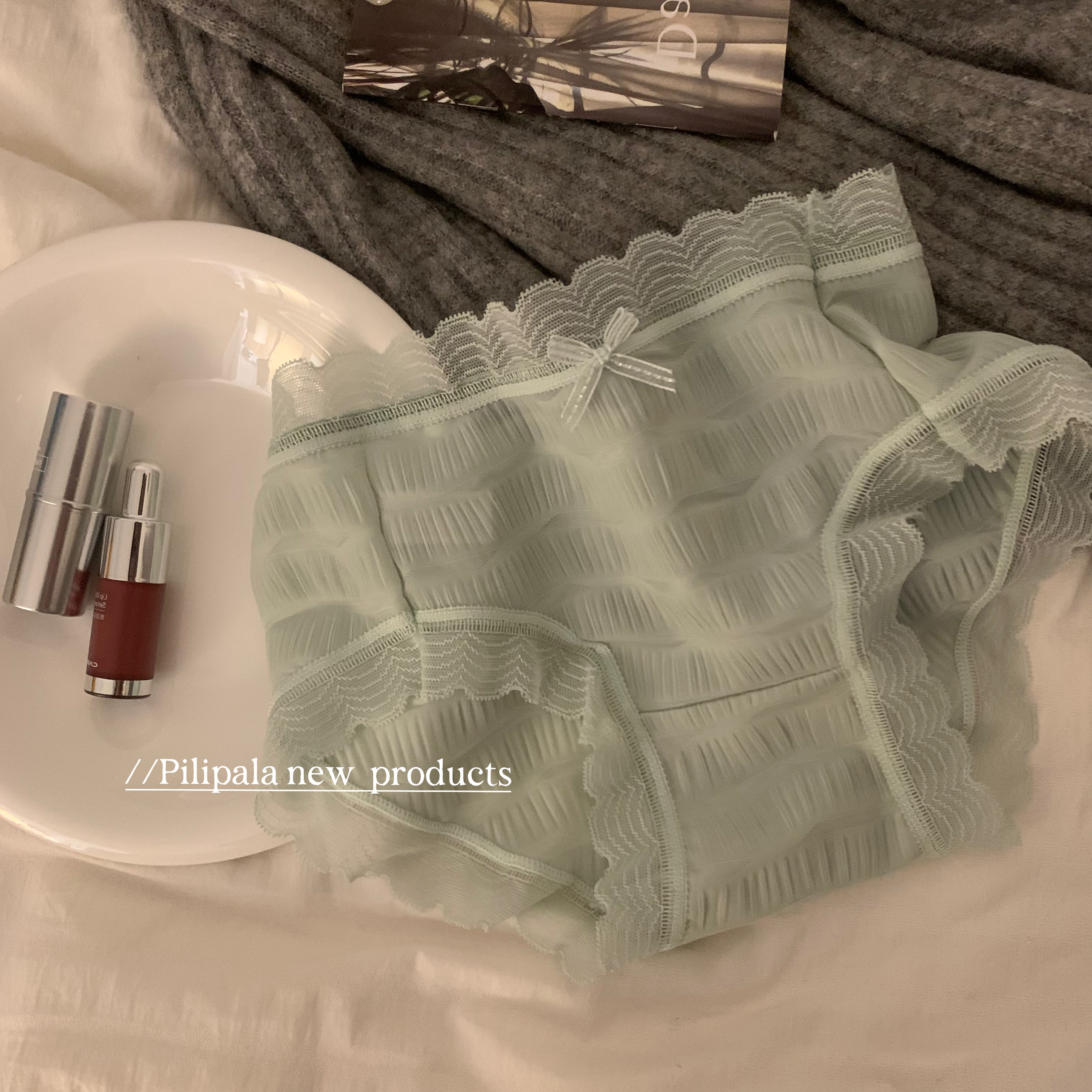 “自由散漫凉风自愈”少女内裤