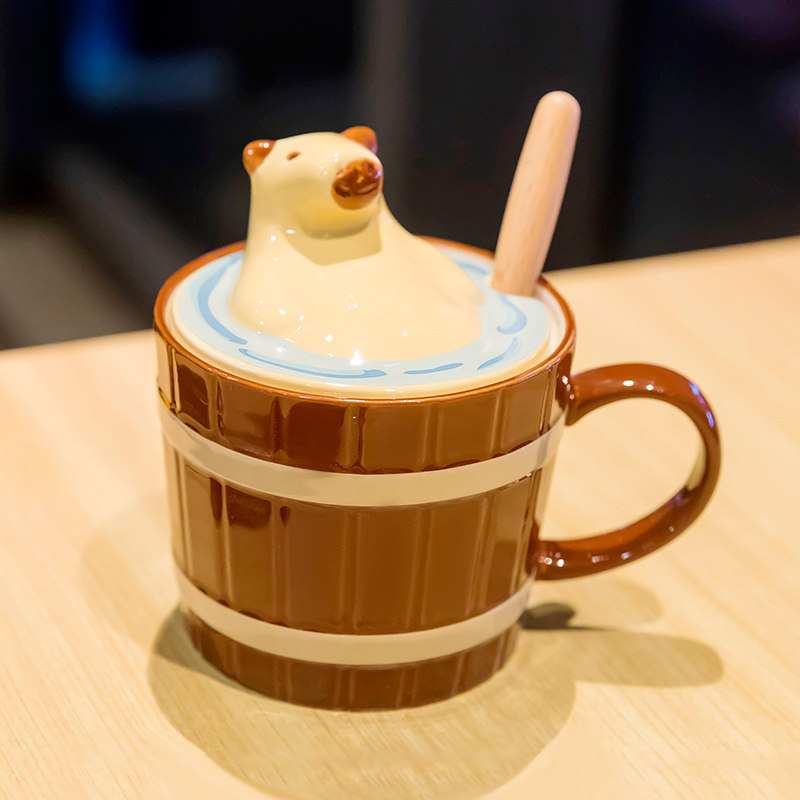 卡皮巴拉水杯咖啡陶瓷杯超好看的带盖带勺马克杯餐具稀奇古怪杯子