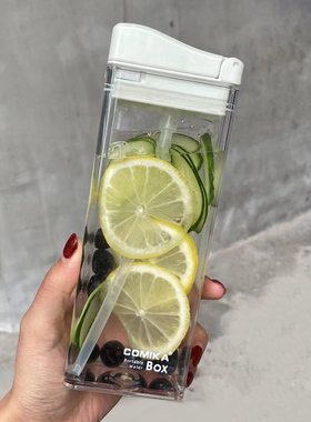 comika超扁平水杯带吸管高颜值水壶长方形咖啡杯外出携带透明杯子