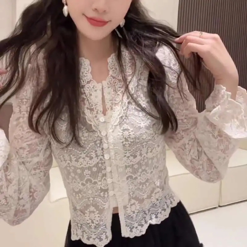 温柔风钩花镂空蕾丝衫女打底衫女