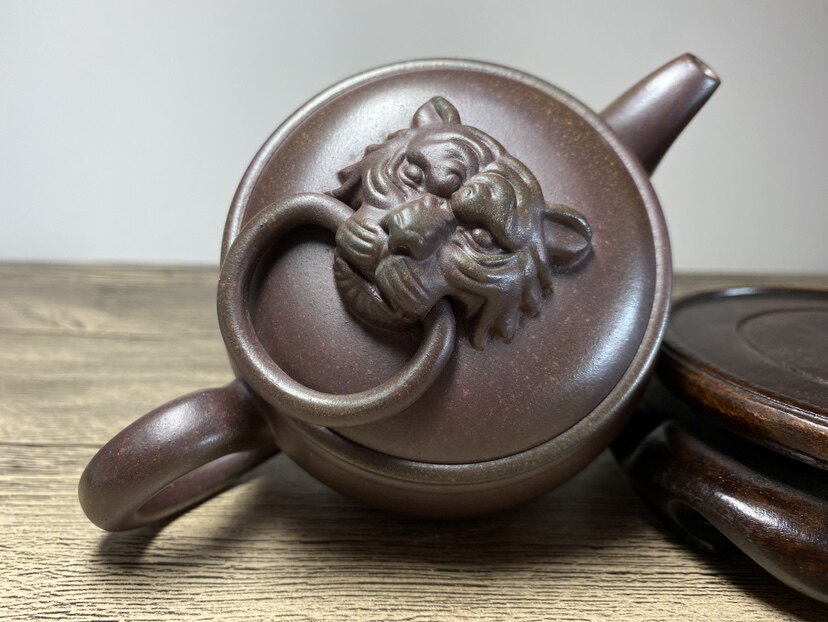 老紫泥紫砂壶虎头汉瓦壶圈钮兽钮创意复古泡茶壶270CC 新品特价