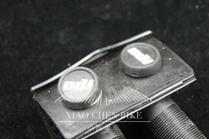 Poignées de vélo - Ref 2338236 Image 1