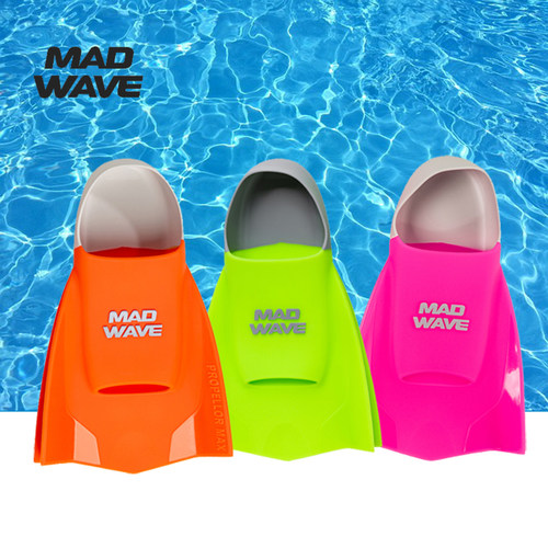 脚蹼MADWAVE游泳训练硅胶防过敏