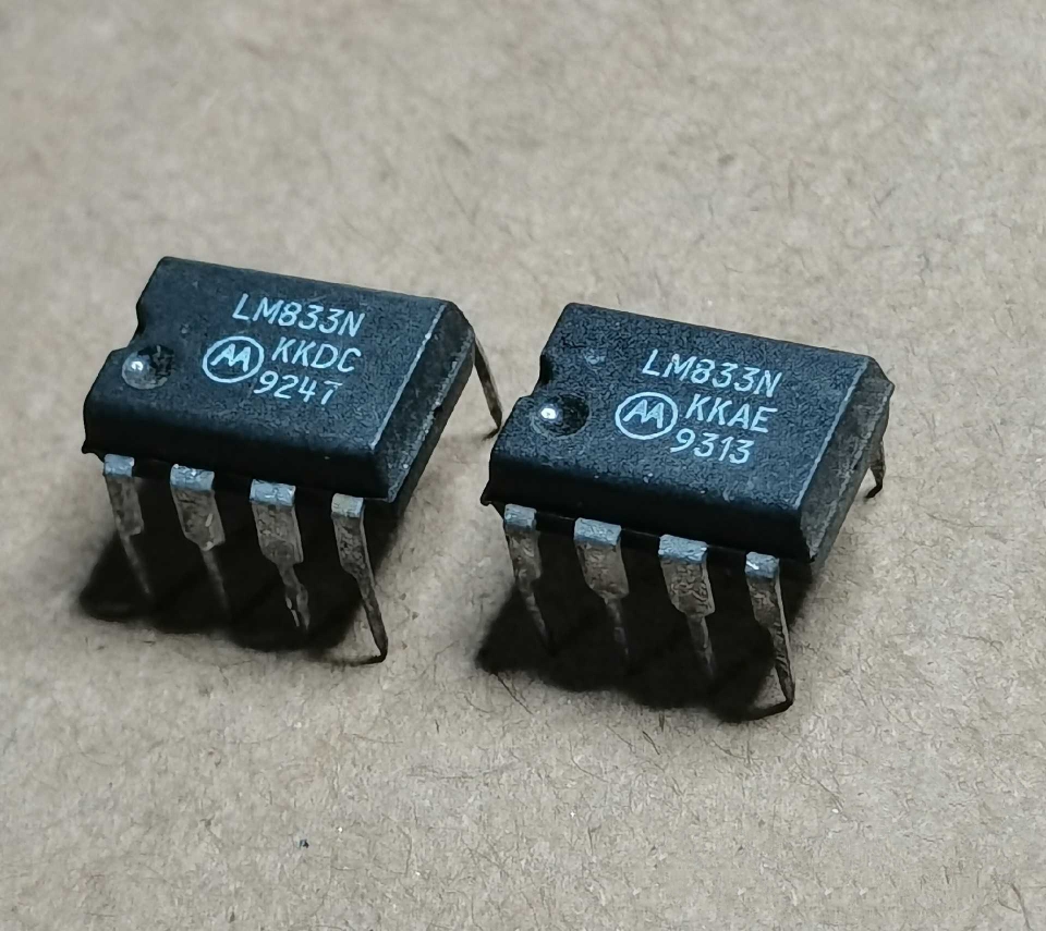 LM833N  双运放 拆机保真！有需要的朋友联系我 漂亮