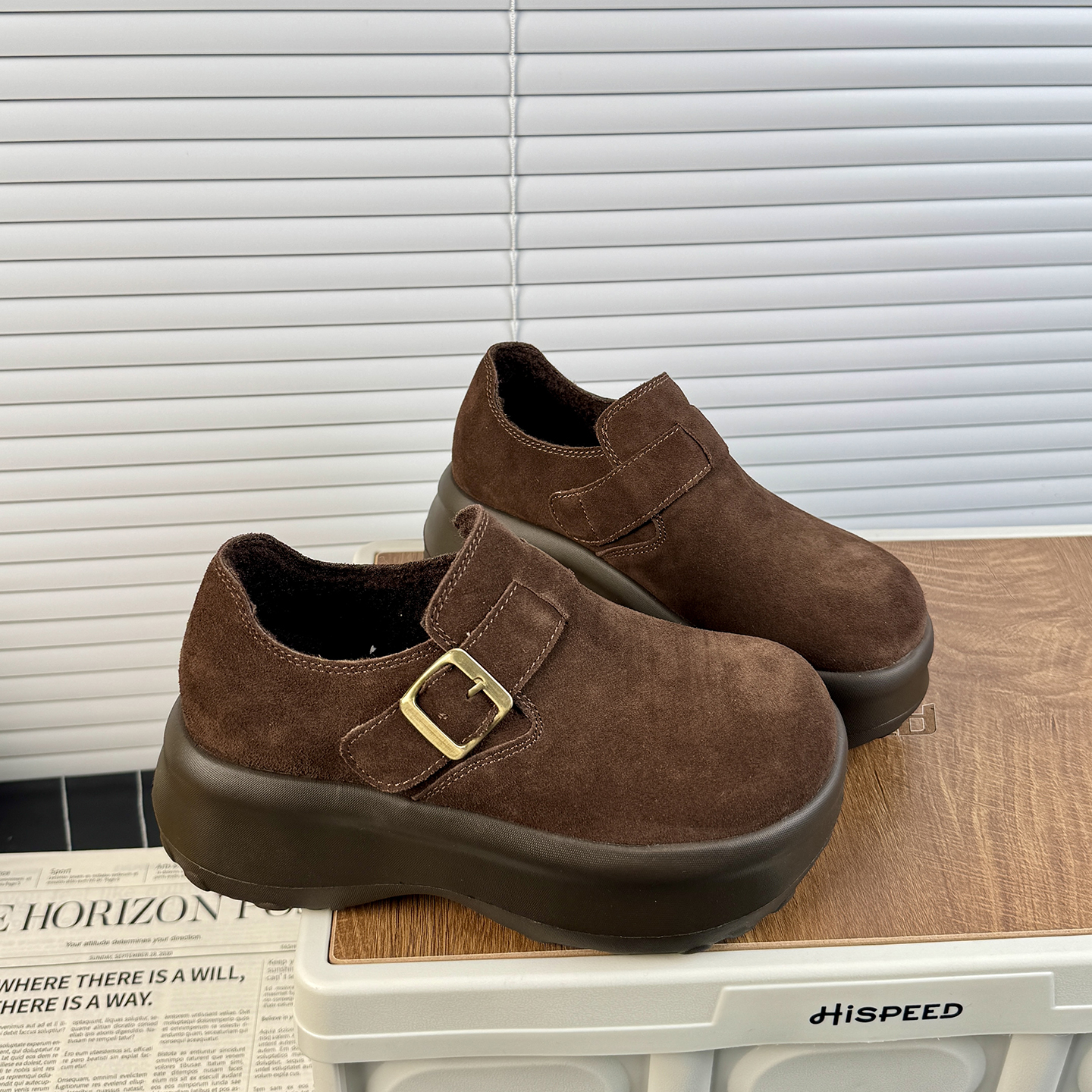 厚底增高加绒勃肯鞋女2025冬季新款皮带扣全包乐福鞋真皮保暖棉鞋